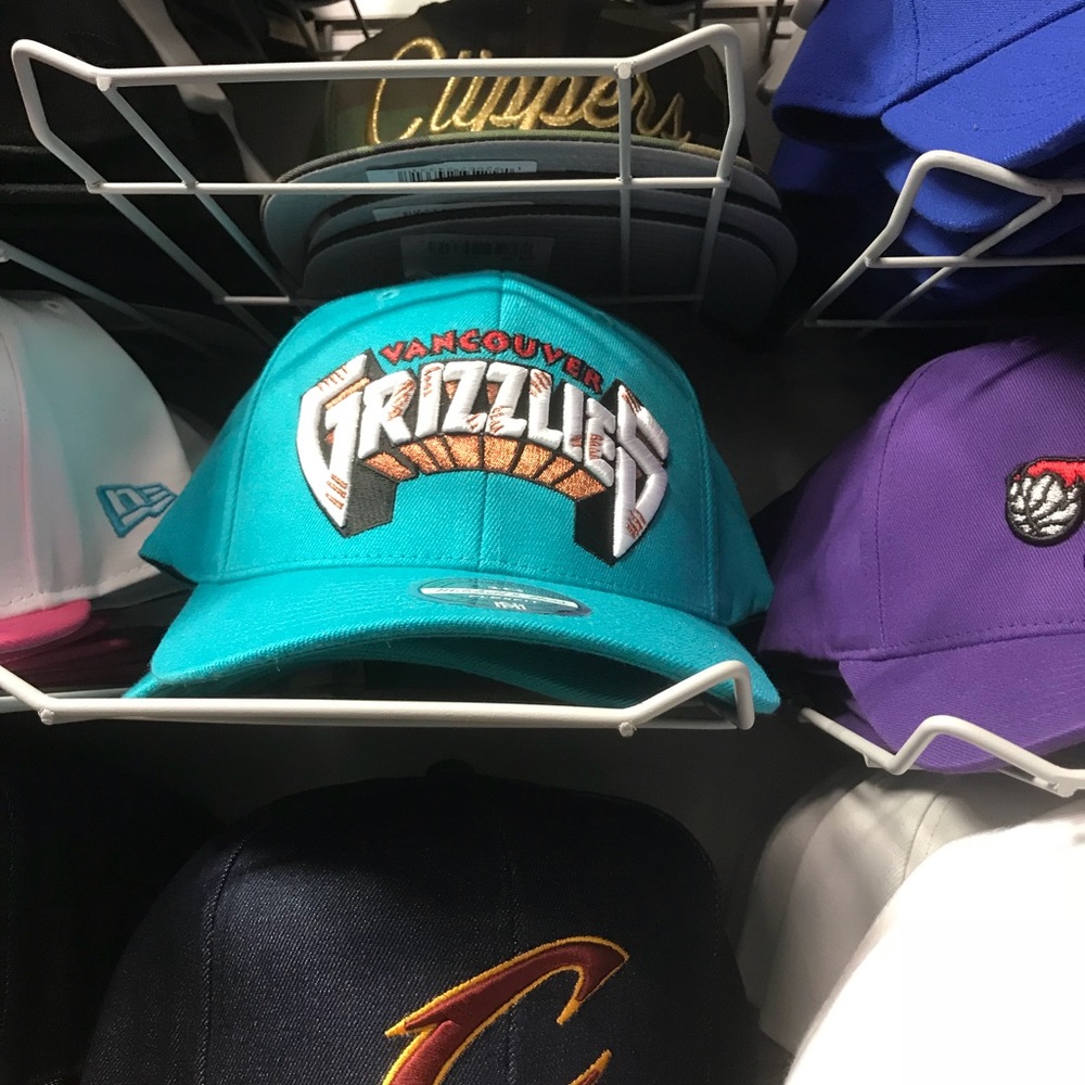 The Gruzzles Hat Brand New